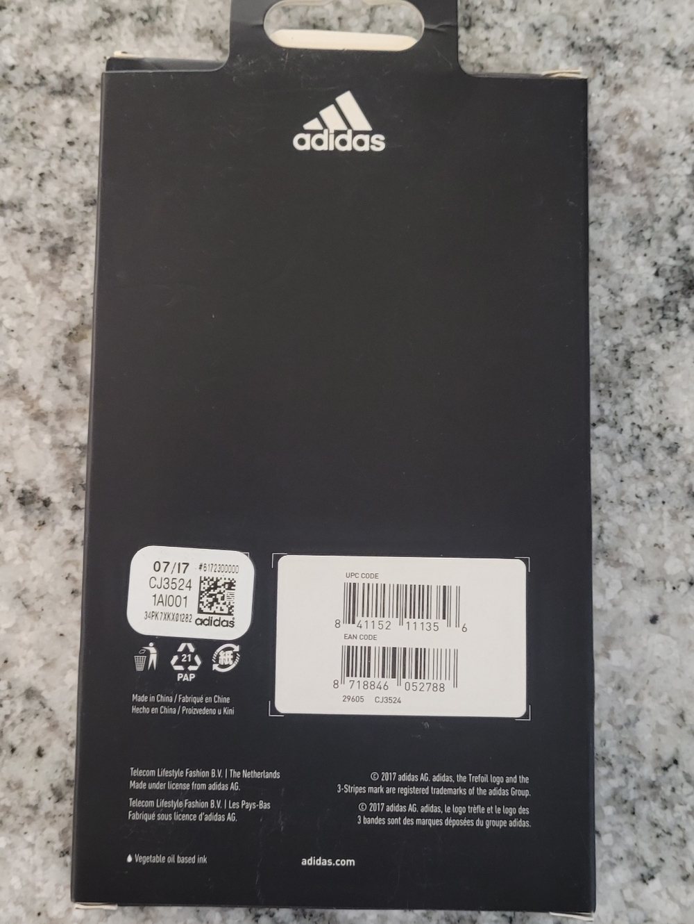adidas Black Grip Case with Integrated Band for iPhone X - Picture 2 of 2